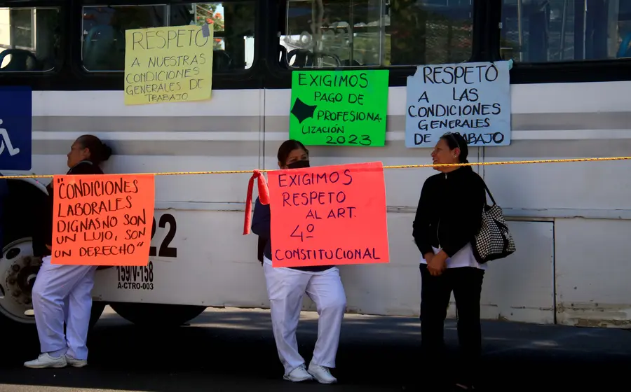 Emilio Morales - bloqueo de trabajadores de salud del hospital Aurelio Valdiviezo al crucero de fonapas  (5)