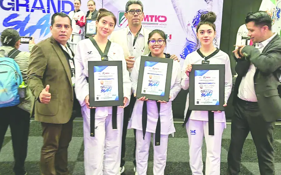 Las tres medallistas de Oaxaca en la categoría senior femenil