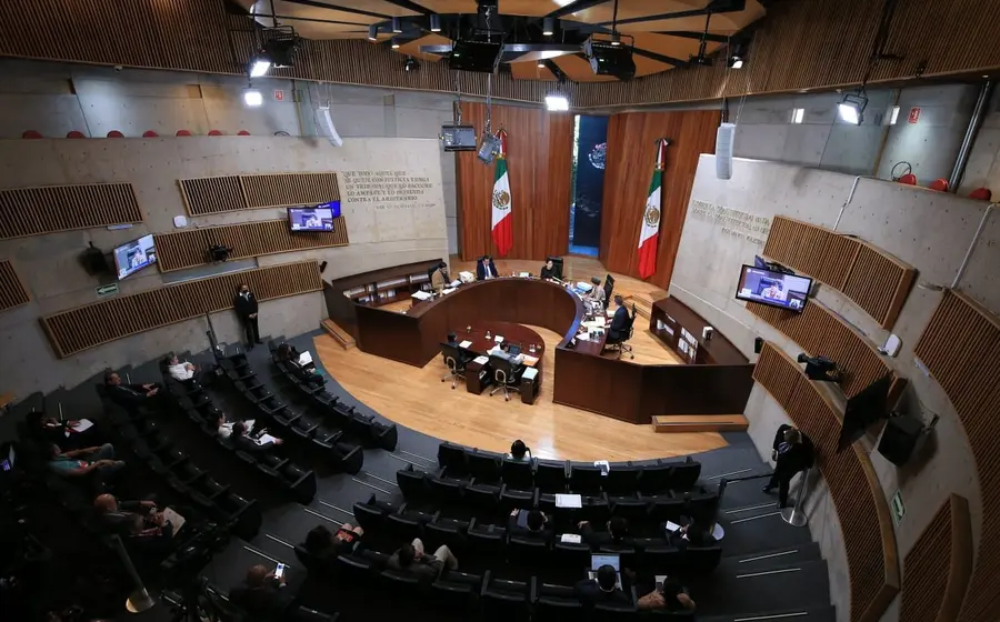 La Sala Superior concluyó desechar las demandas del promovente perdedor.