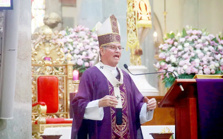 El Arzobispo invitó a los feligreses a preparar el corazón y convertirlo en el mejor pesebre para el hijo de Dios.