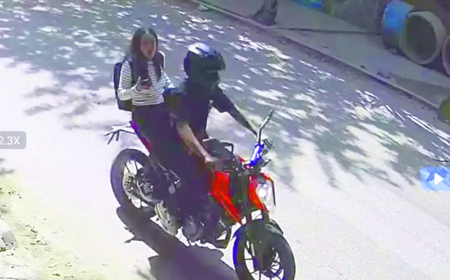 Una pareja que se desplaza en moto- cicletas han cometido una serie de  asaltos en la ciudad de Oaxaca y en San Sebastián Tutla.