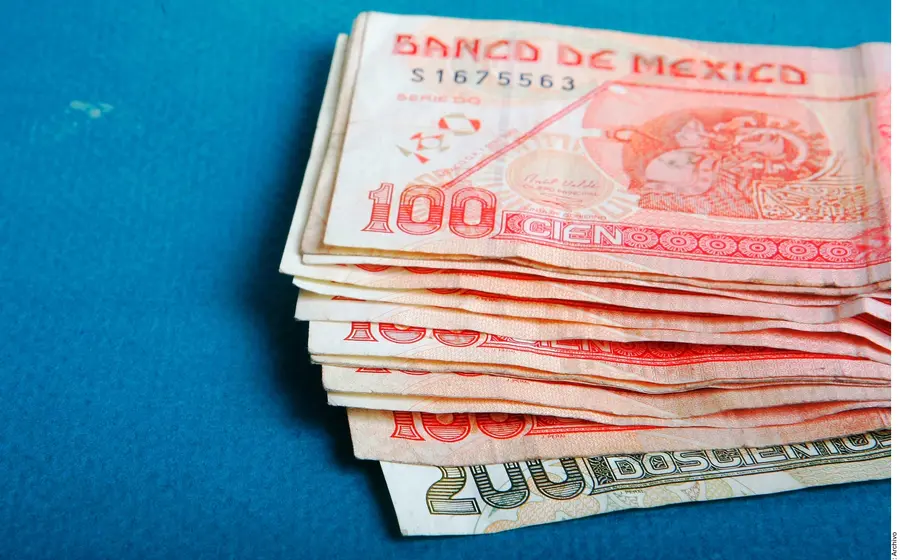 Hacer pagos con un billete falso es un delito federal que se castiga hasta con 12 años de prisión. 