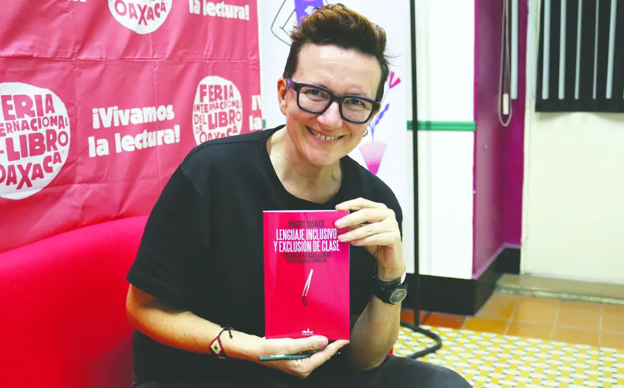Brigitte Vasallo estuvo en Oaxaca y habló sobre su nuevo libro publicado por el sello oaxaqueño.