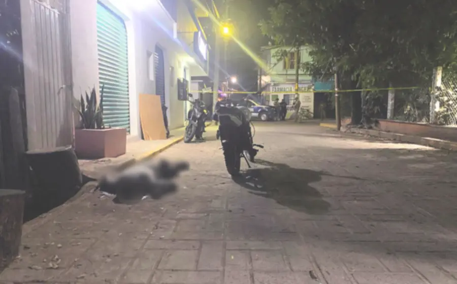 Erick Geovani fue ultimado a balazos frente a su novia en Bajos de Chila.