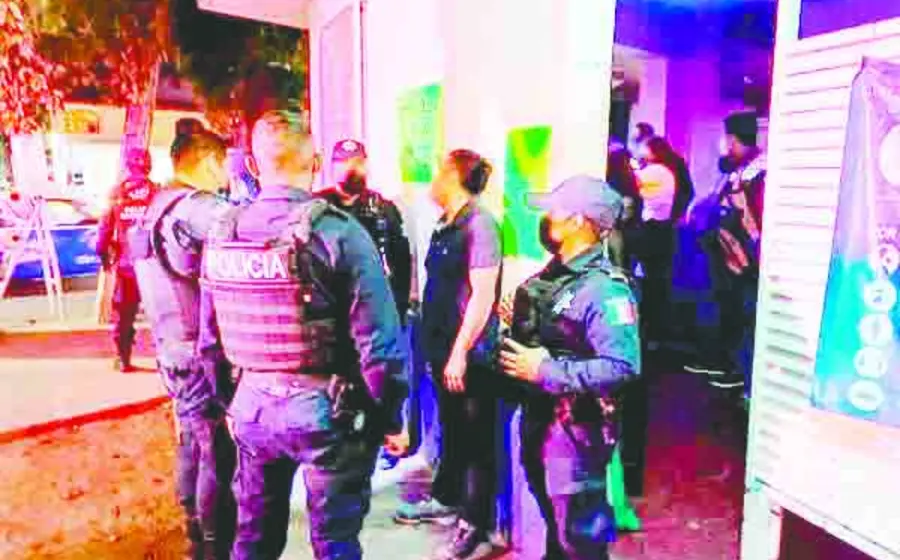 Un bar fue clausurado tras descubrirse que una menor era obligada a tomar con clientes.