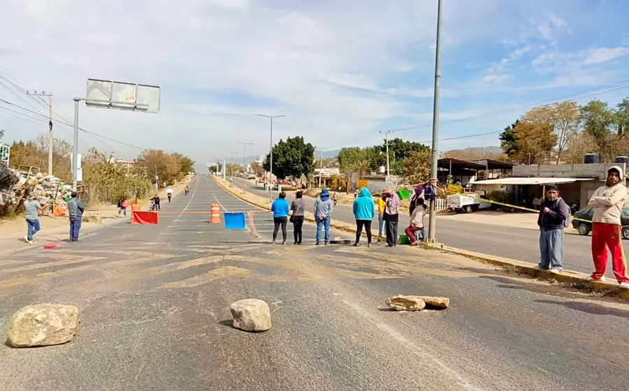 bloqueo_pobladores_santa_maria_coyotepec
