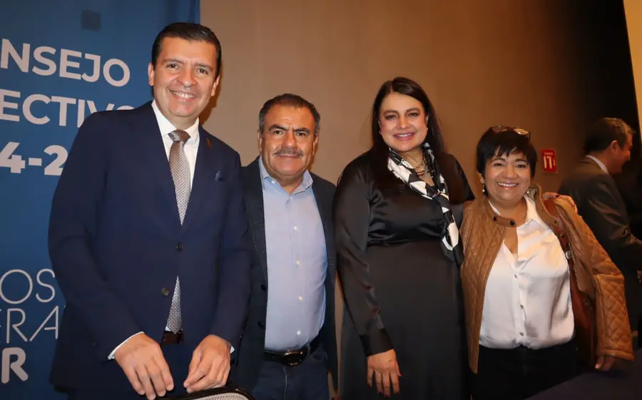 armando_contreras_toma_protesta_valuadores