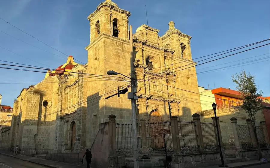 portada-iglesia
