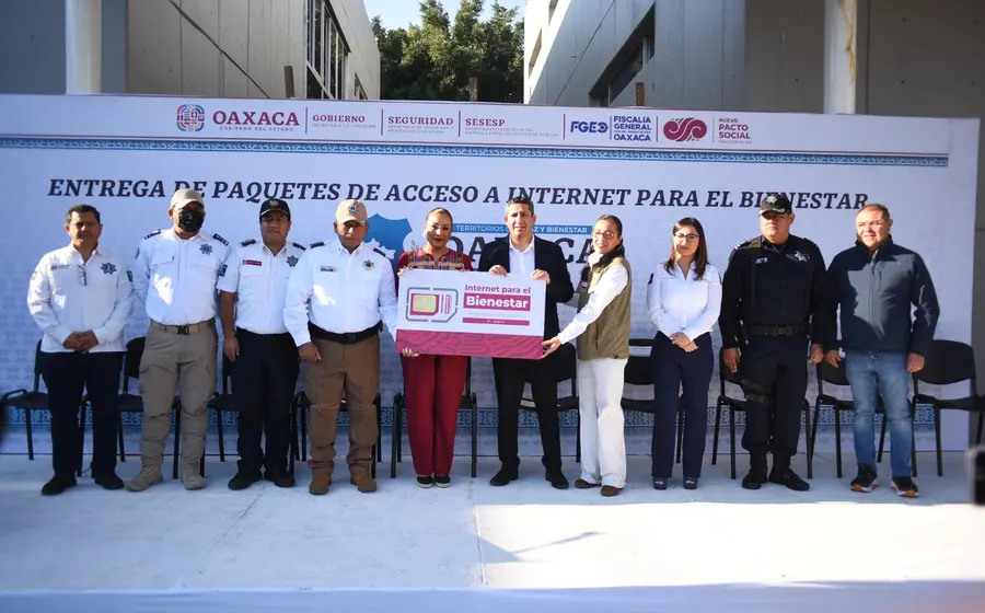 policia-oaxaca-internet