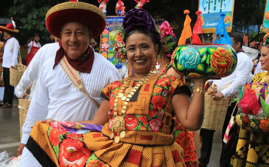 Desfile-delegaciones-guelaguetza-2024-oaxaca