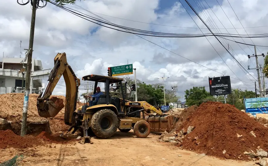 construccion-puerto-escondido1