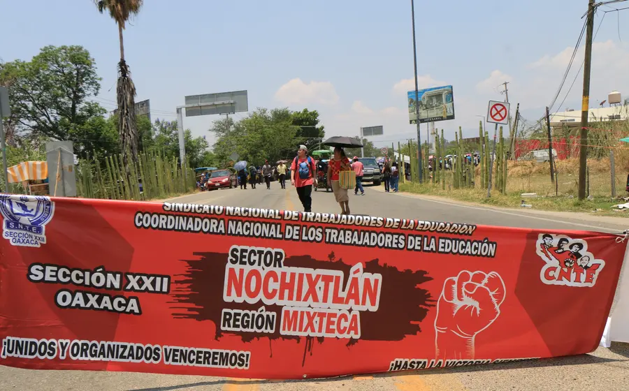 SECC 22-ACCESO AL AEROPUERTO-oaxaca