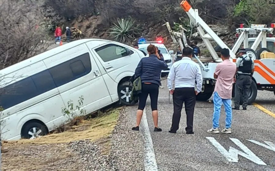 accidente-urvan-mixteca