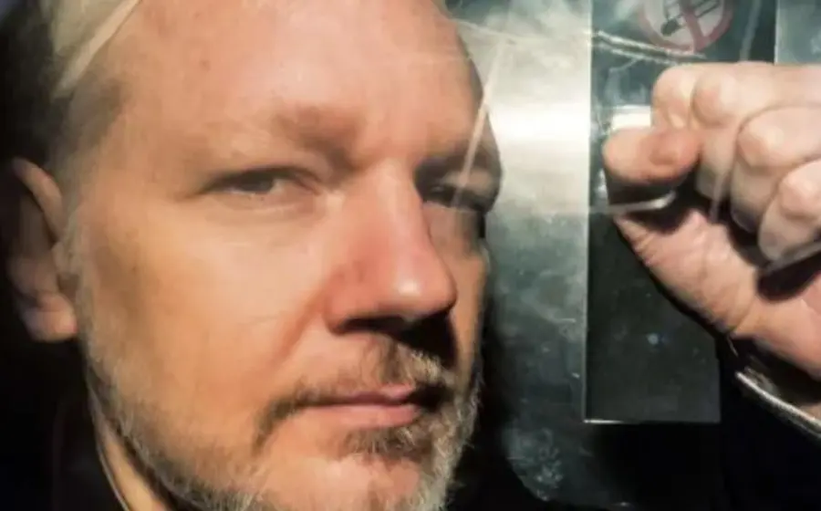liberan_julian_assange_acuerdo
