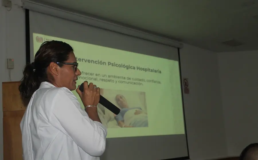 capacitacion_humanizacion_sanitaria_apoyo_emocional