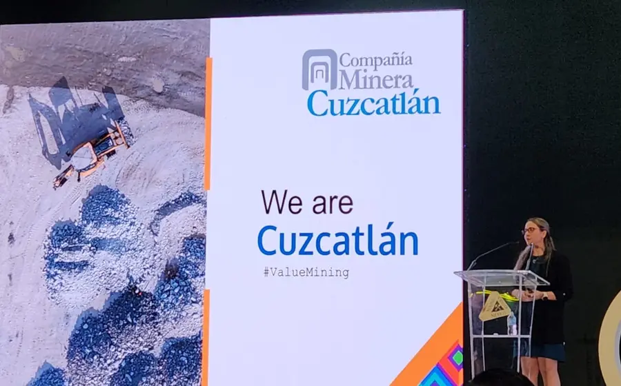 compañia_minera_cuzcatlan_crea_desarrollo