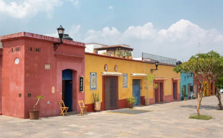 Oaxaca es uno de los destinos más ricos en cultura, historia y tradiciones de México, reconocido incluso como Patrimonio Cultural de la Humanidad por la UNESCO.