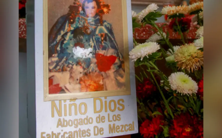 mezcal_dios_tradición_oaxaca