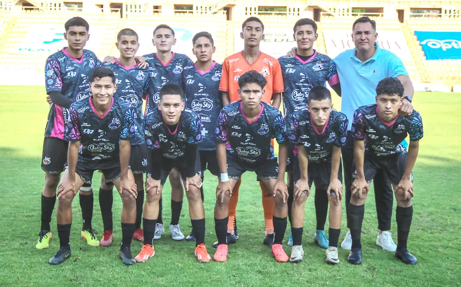El equipo de los Alebrijes de la Liga TDP, con buen paso