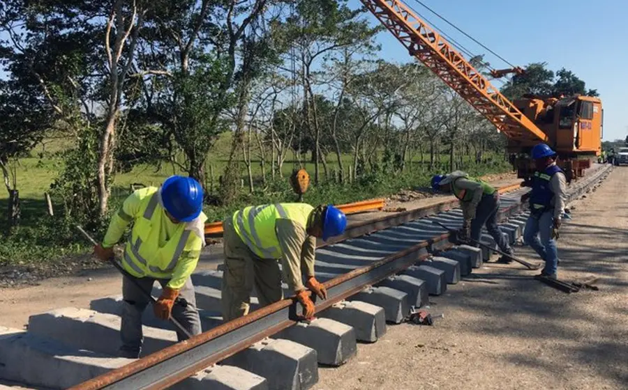 Oaxaca encabeza el crecimiento regional del sur-sureste.