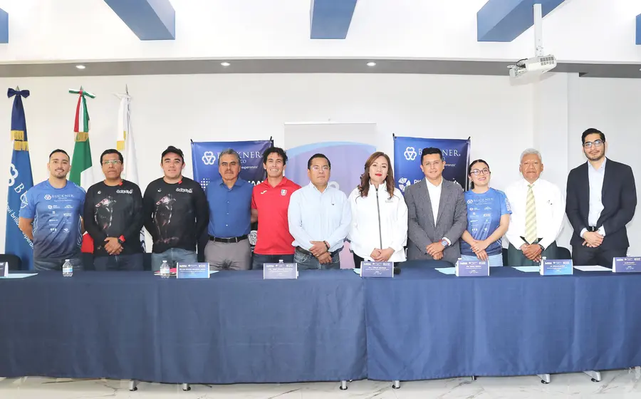 La atlética fue presentada en conferencia de prensa.