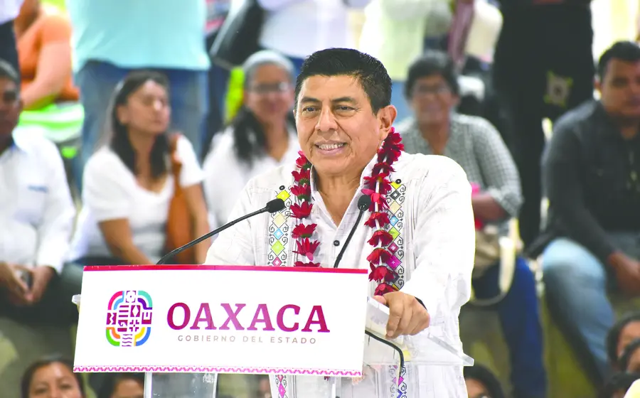 Con dicha obra, se pretende hacer funcional la movilidad en la zona de Santa Cruz Xoxocotlán.