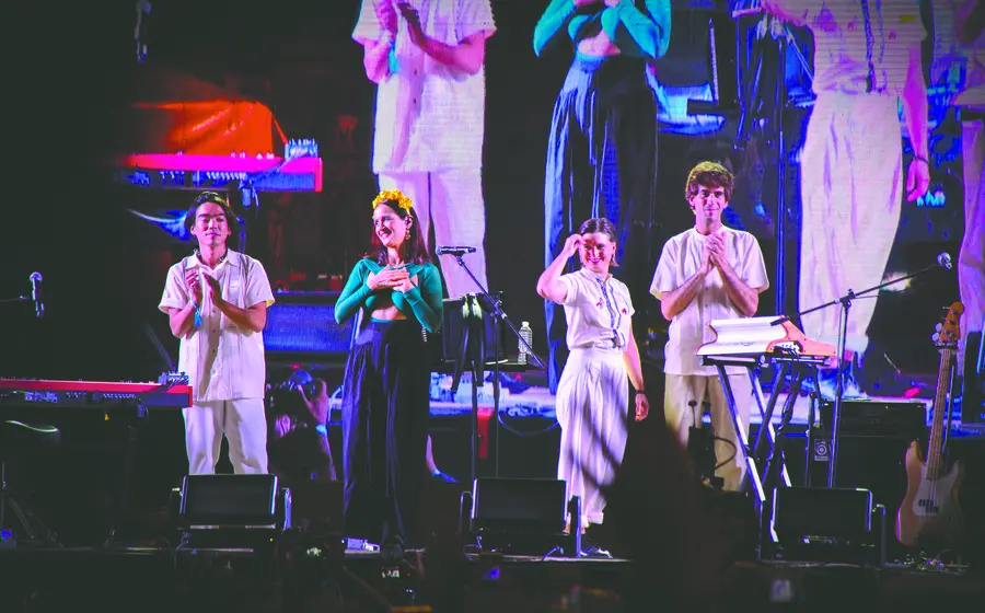 Ante 17 mil personas, Julieta Venegas ofreció un concierto gratuito.