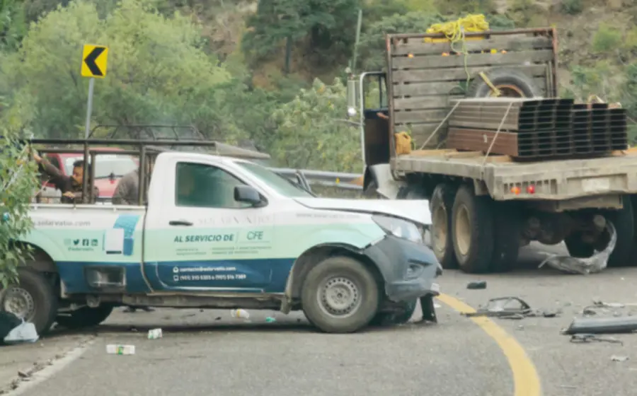 El accidente ocurrió en la Curva de Mono, de la carretera federal 190.