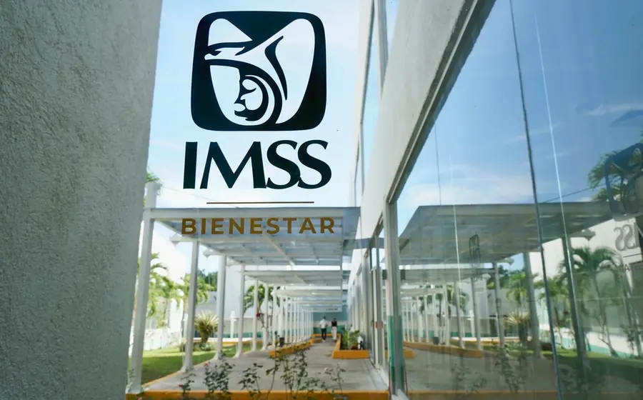 IMSS-Bienestar instalará en Oaxaca el acelerador lineal que adquirió en licitación internacional, informó el consejero jurídico del gobierno del estado.