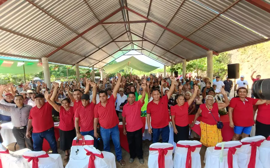 Hace seis meses que comuneros de este lugar eligieron en asamblea a sus nuevos representantes.