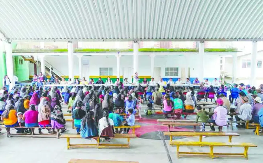 El compromiso no fue cumplido y así la esperanza de los niños y adolescentes se ha ido consumiendo al paso de los días.