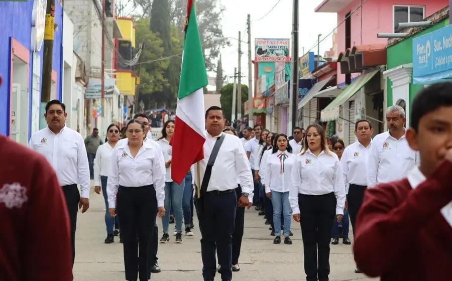 El desfile será deportivo y revolucionario.