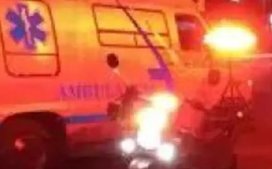 Mujer es atendida por CNE tras ser agredida por su pareja.