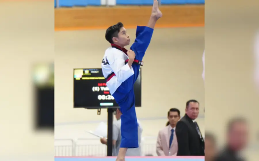 Luis Roberto Portela compite en poomsae