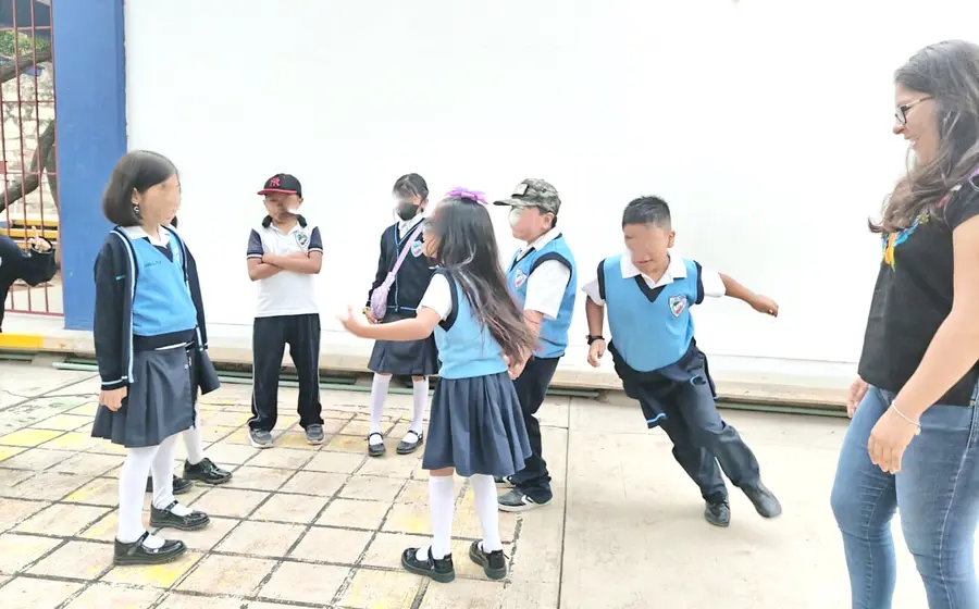 Primeras sesiones con los niños y jóvenes.