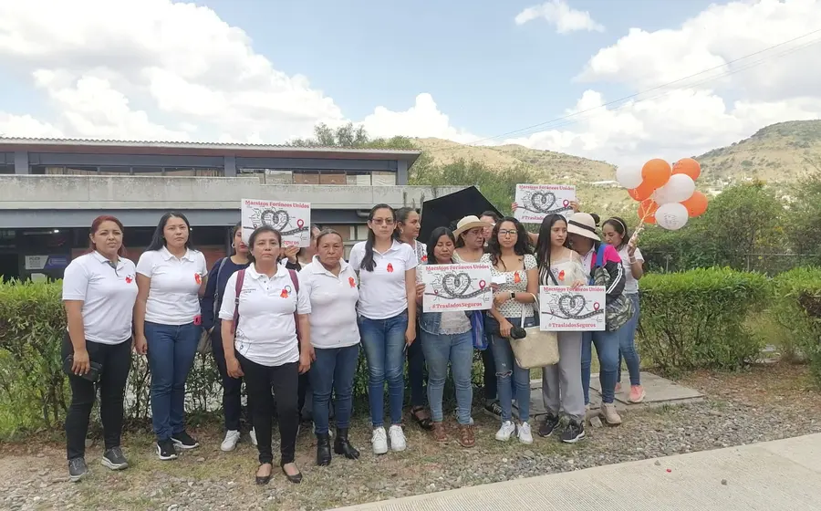 Profesoras del Jardín de Niños José María Ballesteros de Huapanapan exigieron medidas de protección para desempeñar su labor.