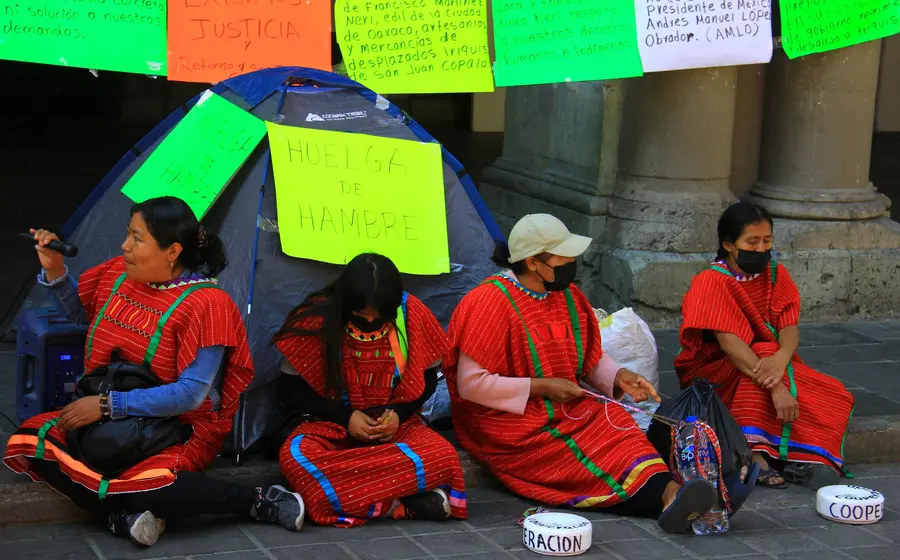 Reinstalaron la mesa nacional de la Nación Triqui, que dará continuidad a un conjunto de trabajos que se realizaron en el mes de abril en la Ciudad de México