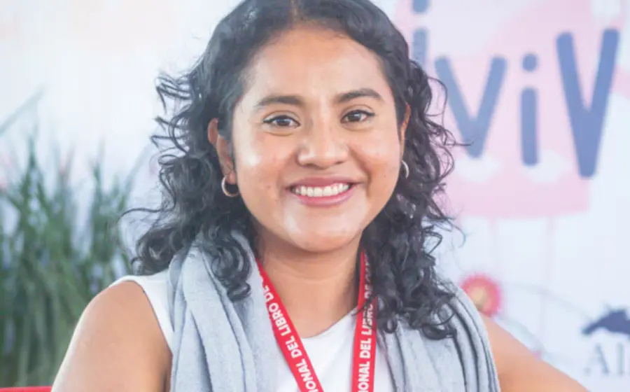 poeta_oaxaqueña_nadia_lopez_garcia