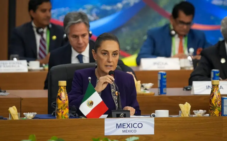 La titular del Ejecutivo Federal planteó que actualmente se vive una era de profun- dos desafíos en materia de medio ambiente, justicia social y construcción de la paz.