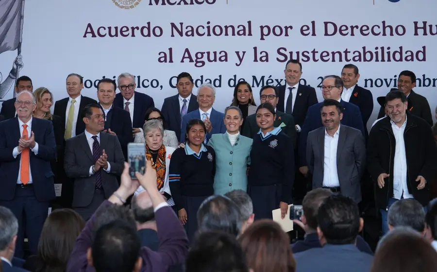 “Nos une el reconocimiento del agua como un bien nacional, no como una mercancía, sino como un derecho”, aseguró la Presidenta de México.