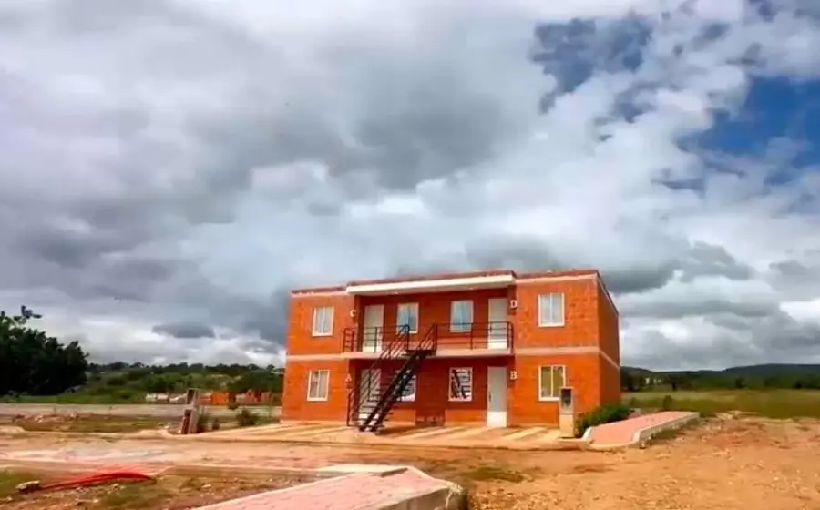 El objetivo es que personas que no cuenten con un patrimonio adquieran una vivienda de interés social.