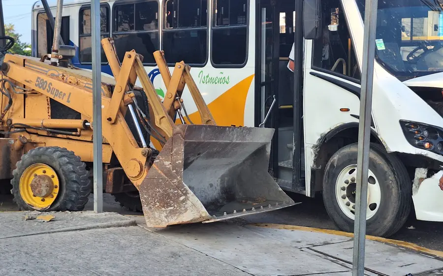 accidente-retroexcavadora2