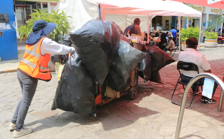 Los gobiernos municipales de Oaxaca carecen de programas de manejo de desechos adecuados.