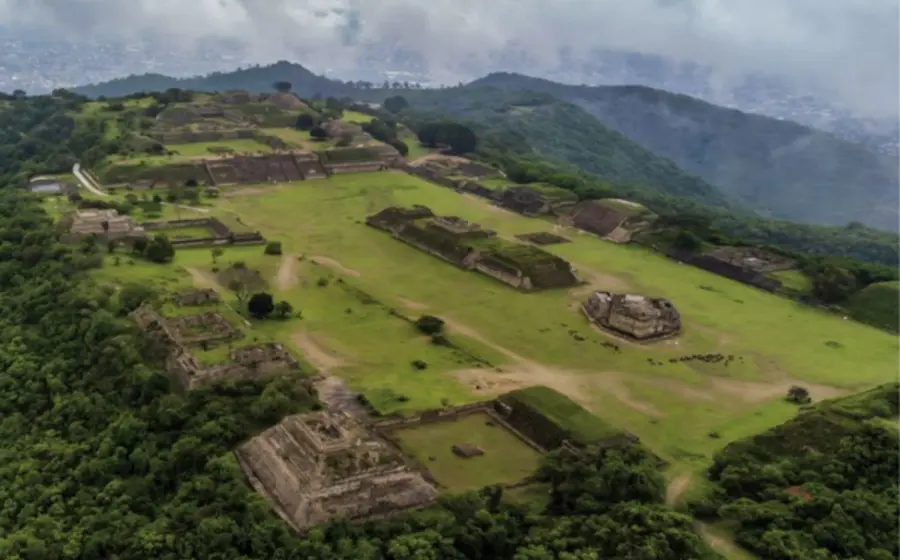 cierran_carretera_monte_alban
