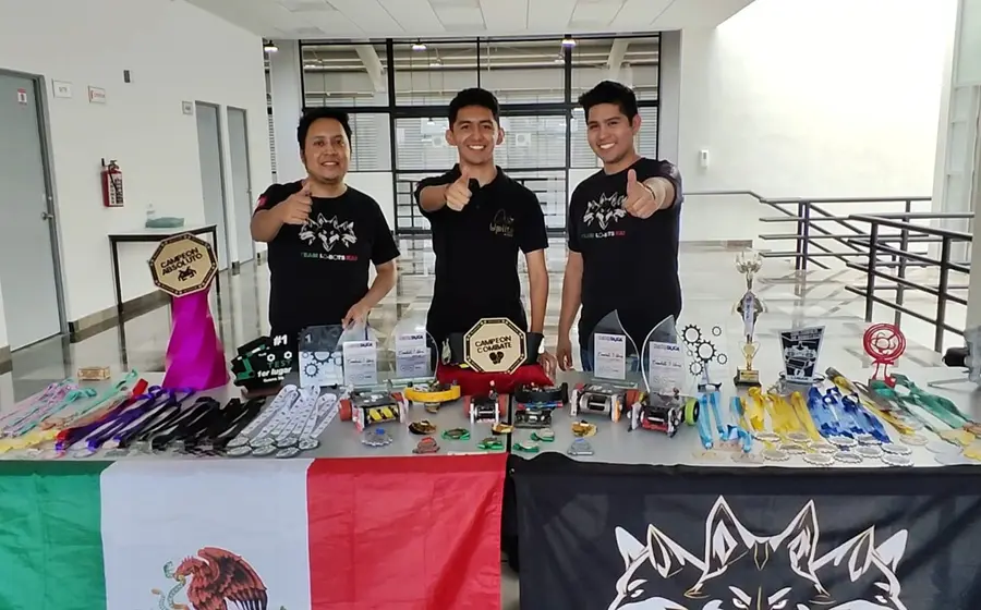 oaxaqueños_torneo_mundial_robotica_bucarest