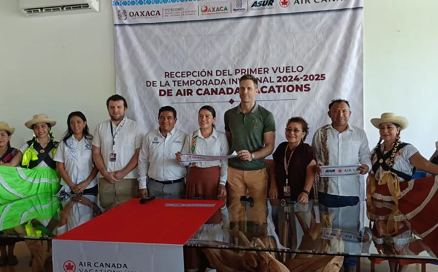 El aeropuerto internacional de Bahías de Huatulco recibió el vuelo inaugural de la aerolínea Air Canadá procedente de Toronto.