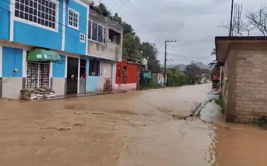 desbordamiento-rio-juxtlahuaca1