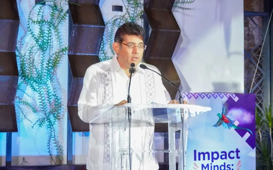 conferencia_impact_minds_beyond_frontiers