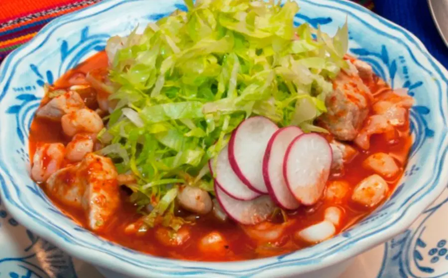 pozole_para_noche_mexicana_independencia