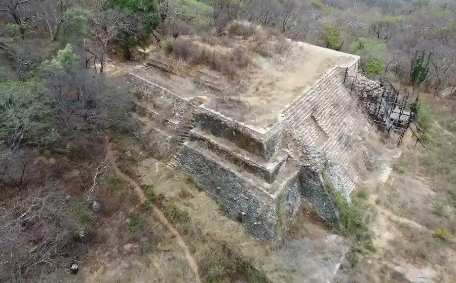 Guiengola6